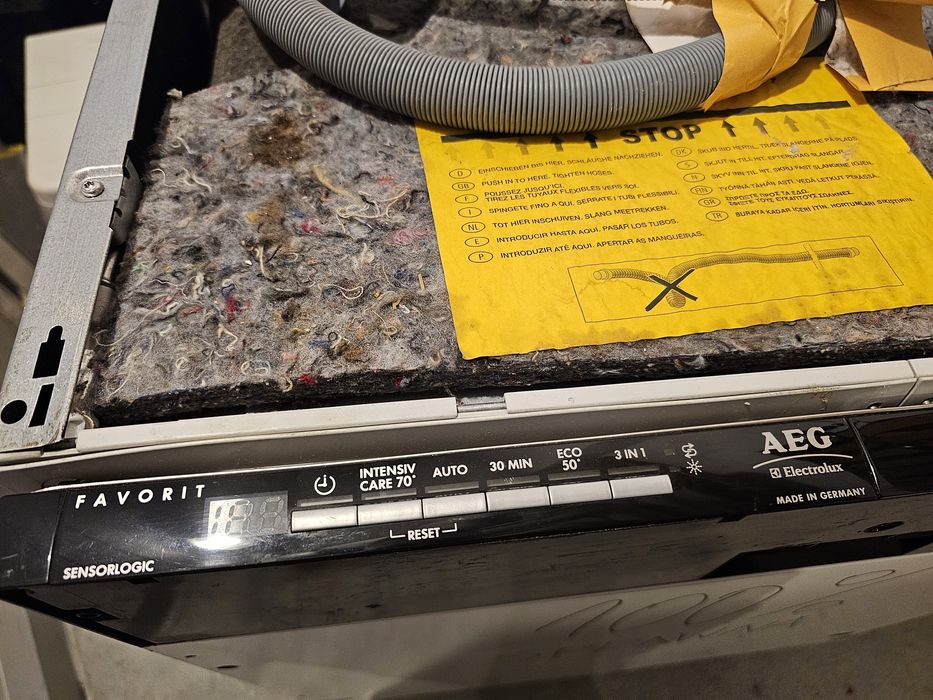 Zmywarka AEG Electrolux Favorit Sensorlogic 60cm do zabudowy