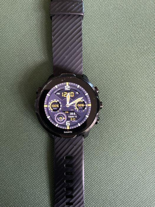 Смарт-годинник Suunto 7