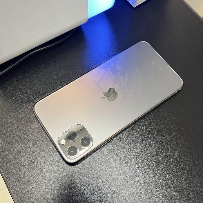 Apple Айфон iPhone 11 Pro Max Graphite сірий 256Gb NEVERLOCK