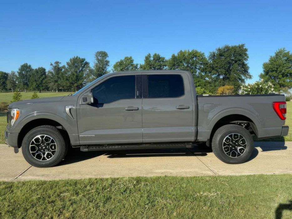 Ford F-150 Lariat      2021