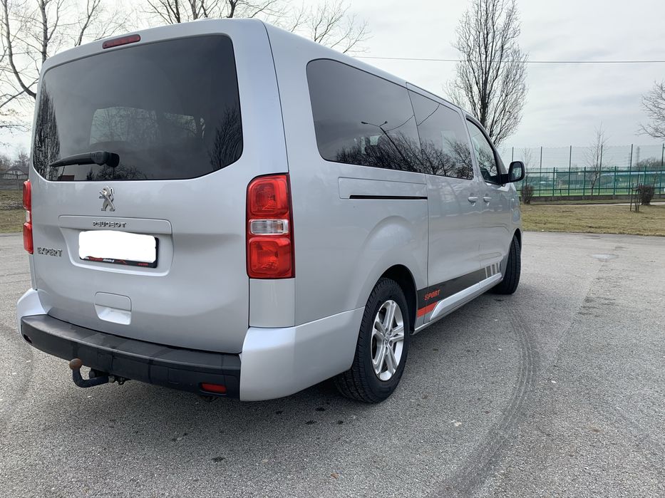Wynajem busów 9-cio osobowych. Przewóz osób