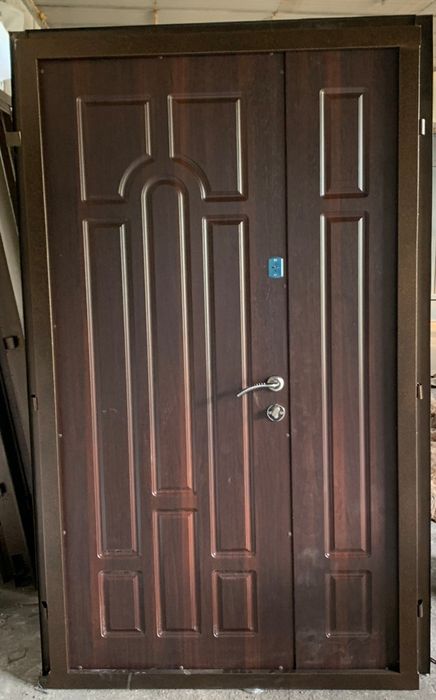 Двери входные , металлические,техно Двері вхідн, тамбурні, технічні
