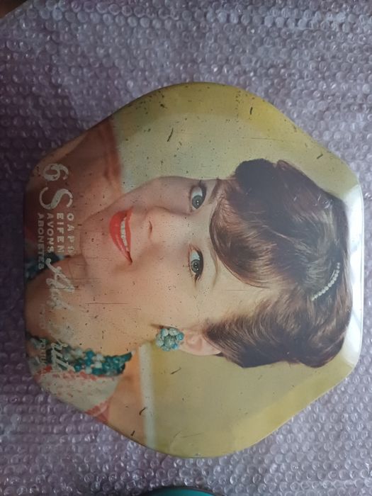 Caixa de sabonetes Ach Brito