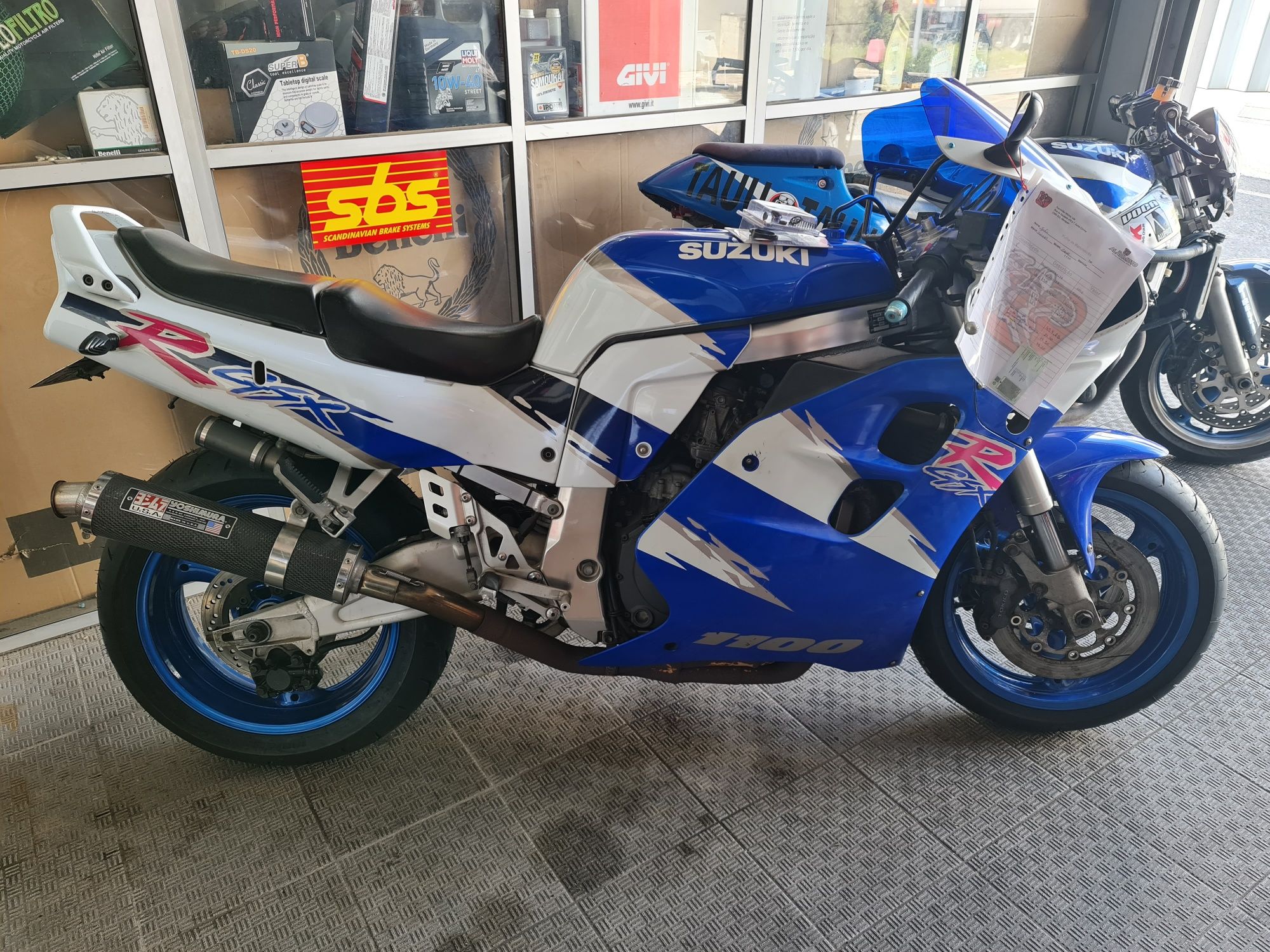 Venda moto gsxr1100