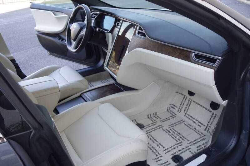 2017 Tesla Model S