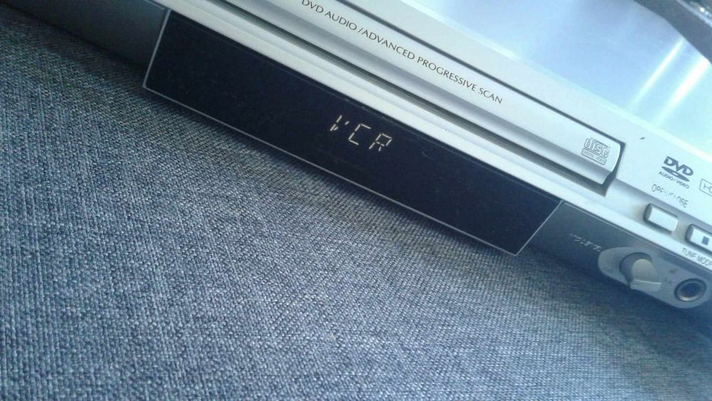 Panasonic  Доиашний кинотеатр SA- HT 335 80 W