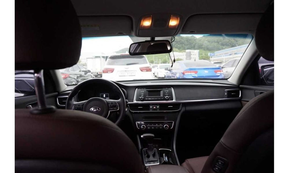 2017 Kia K5 корея вже на автомайданчику