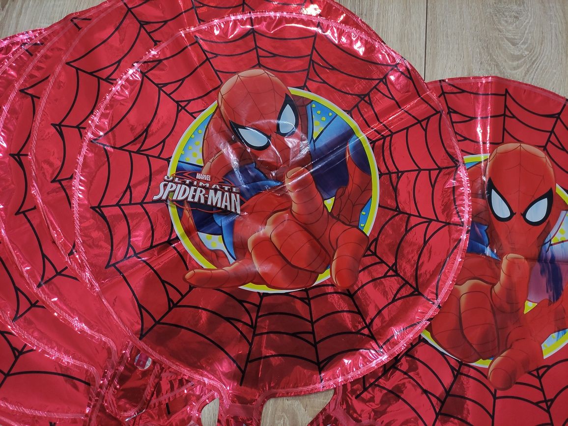 Balões e máscaras homem aranha