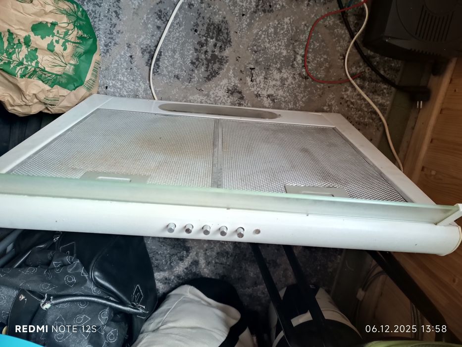 Витяжка кухонна ширина 60см