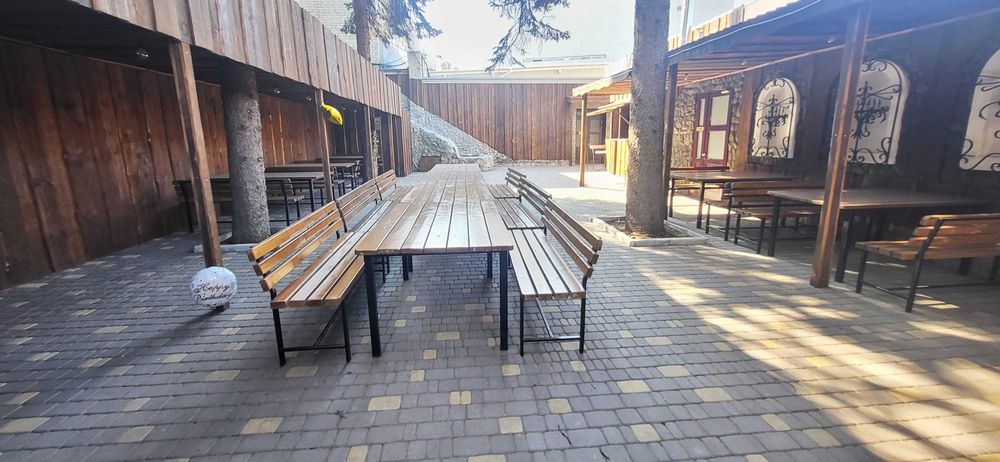 Продаж приміщення з мебелью та з обородованієм вул. Космічна .