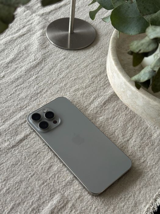 iPhone 16 Pro Max Titanium 512, американська версія (тільки e-sim)