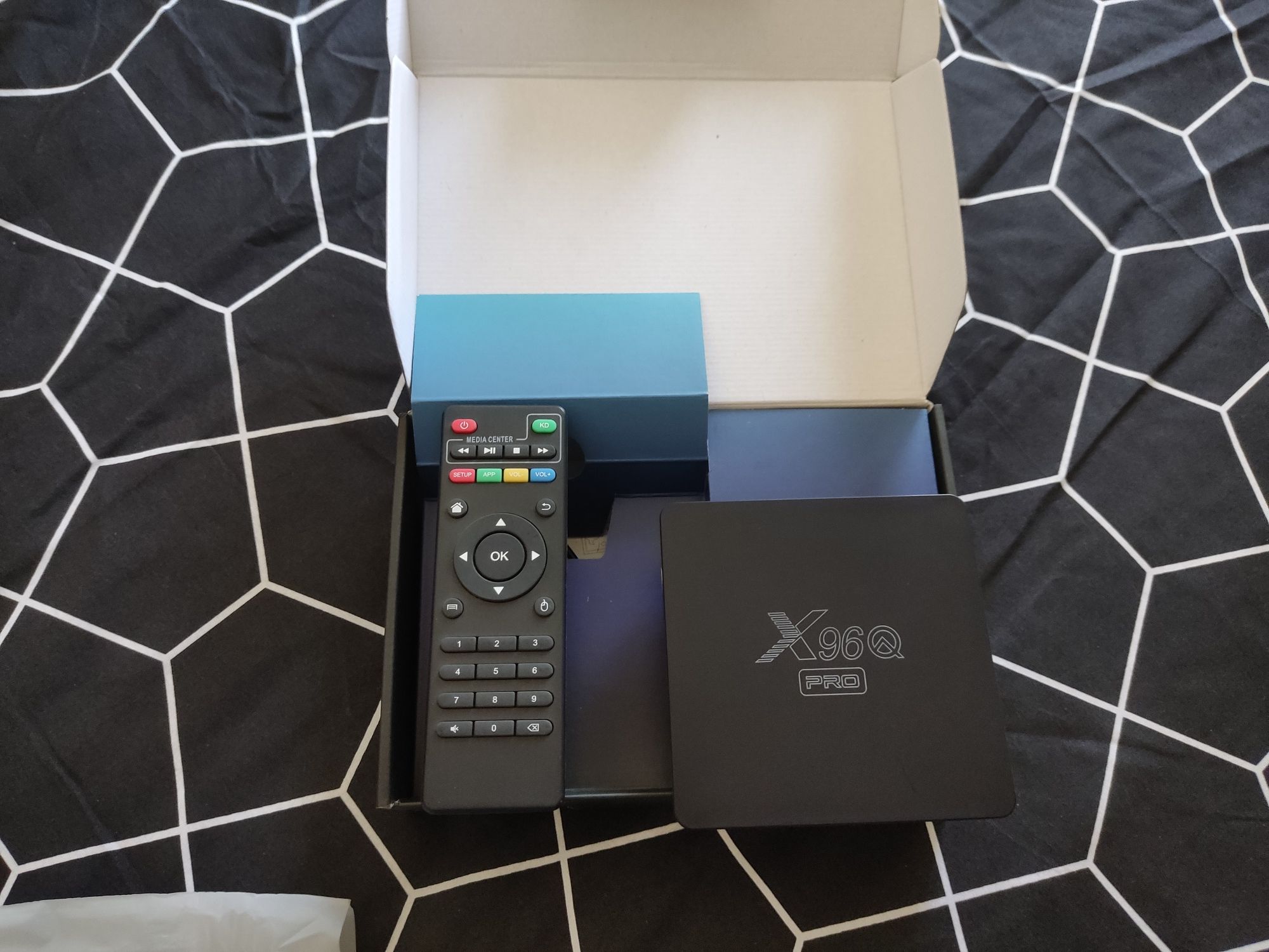Box  X96Q    Pro