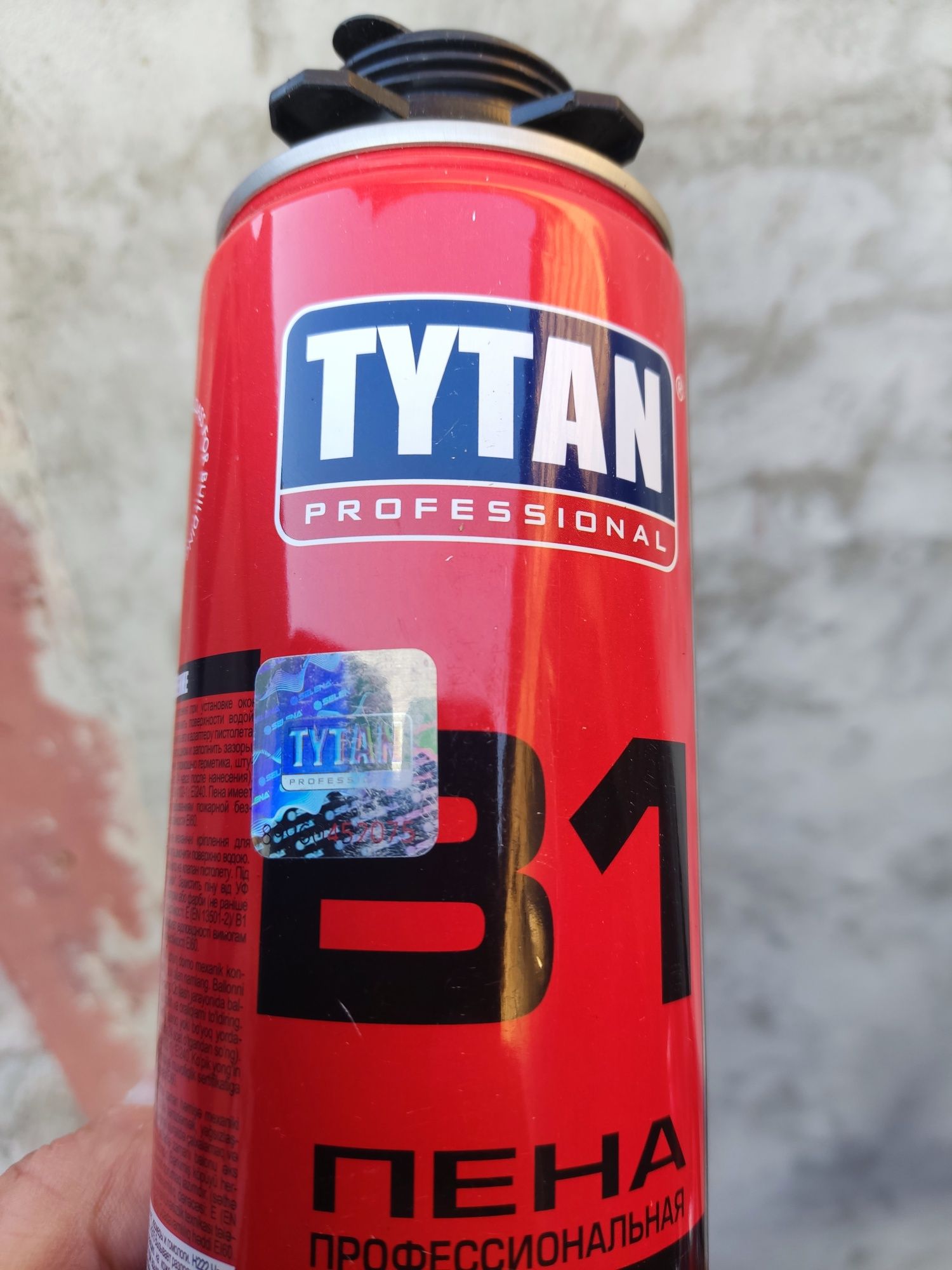 Піна вогнестійка TYTAN PROFESSIONAL B1 750 мл