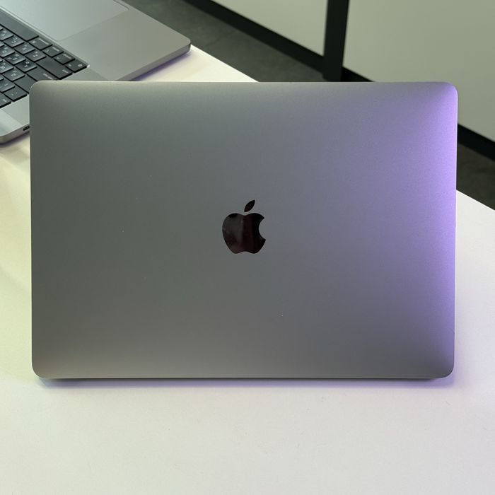 Ноутбук MacBook Pro 13 2017 i5/8GB/128GB