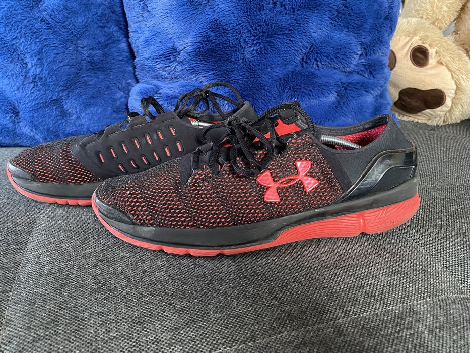 Buty Under Armour 47 30,5cm jak nowe!