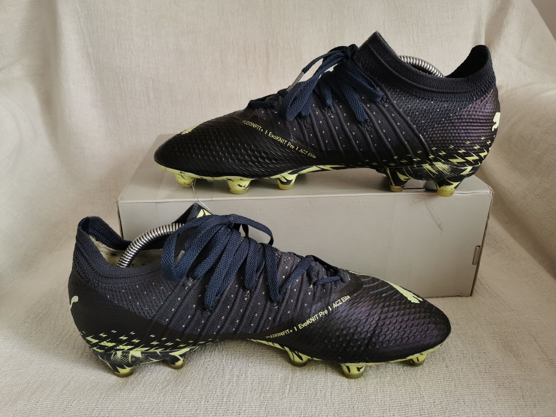 Puma Future Z 1.4 Fg/Ag  profesjonalne buty piłkarskie korki lanki 42