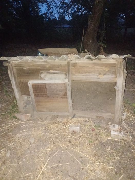 Продам клетки для кролей