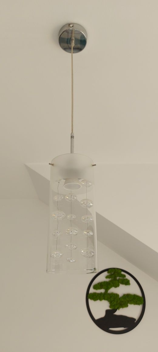 Lampy sufitowe .