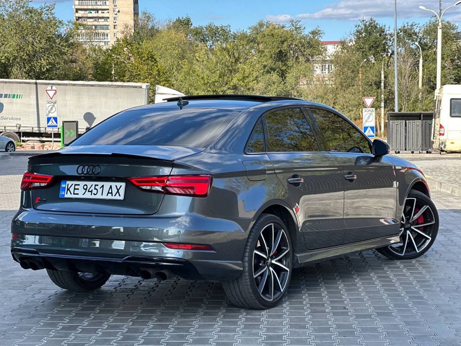Audi S3 2017 рестайлинг