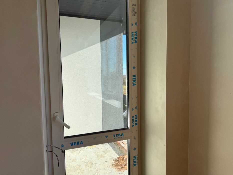 Продаємо дуплекс з гаражем і ділянкою 3.5 сотки