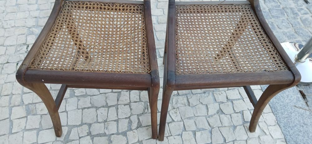 Cadeiras  maciças para restauro