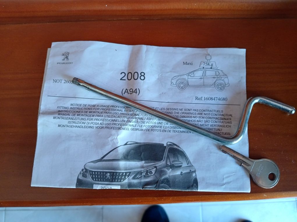 Barras de tejadilho carro Peugeot 2008