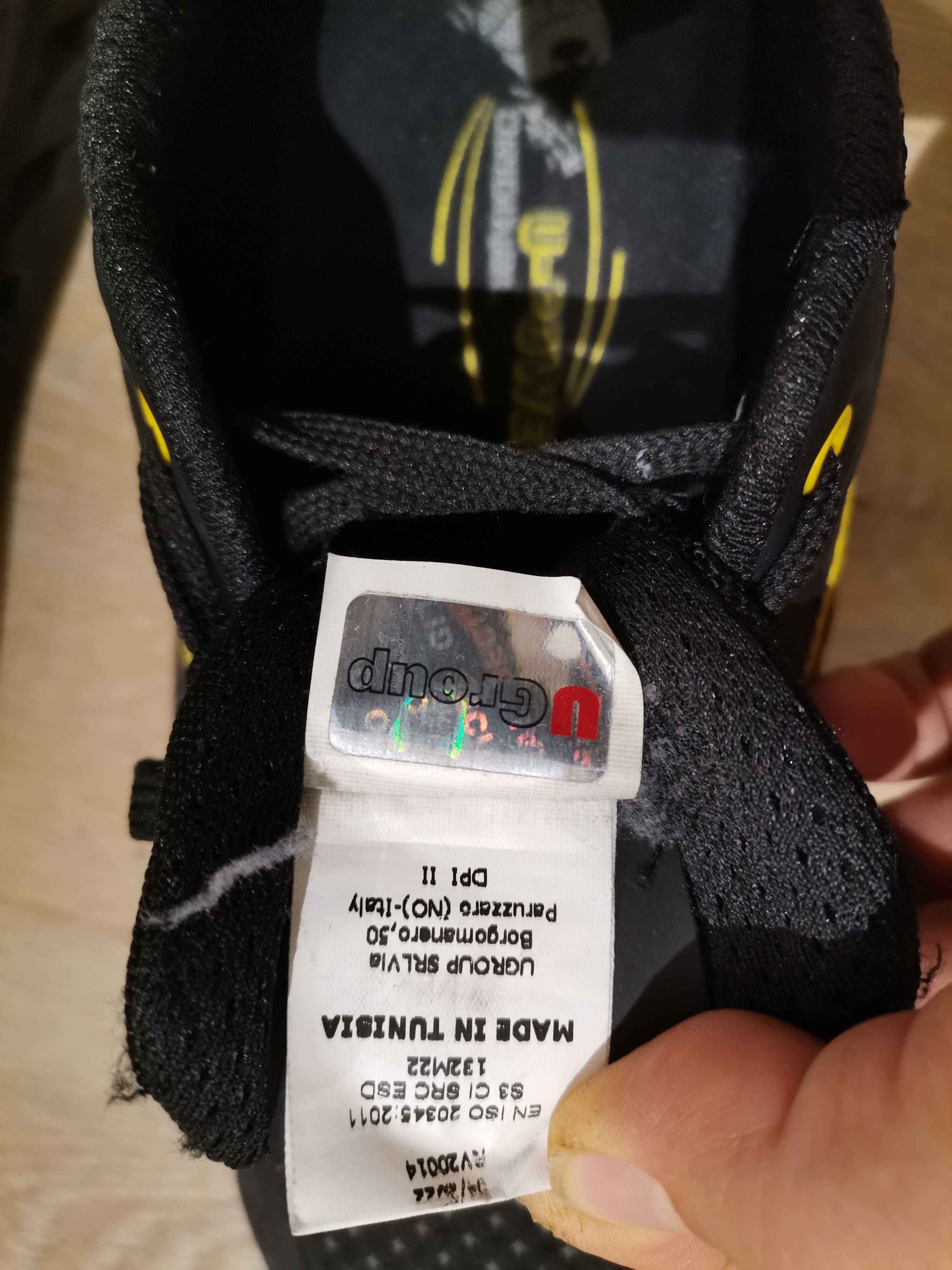 Премиальная защитная обувь итальянского бренда U-Power с голограммой