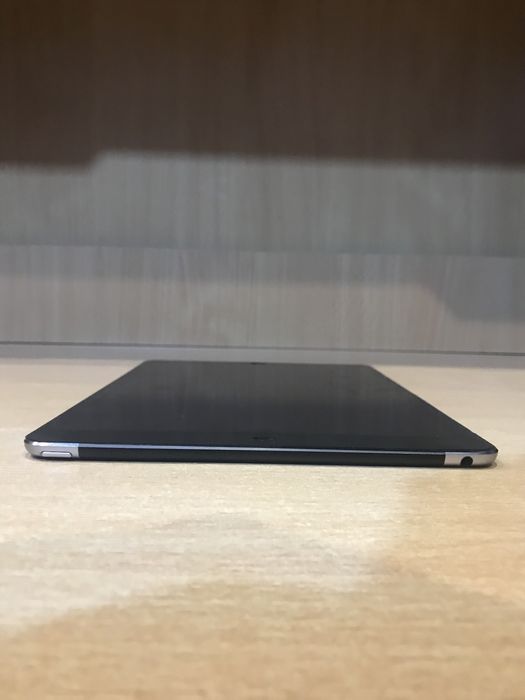 iPad air 2 64 gb WiFi LTE