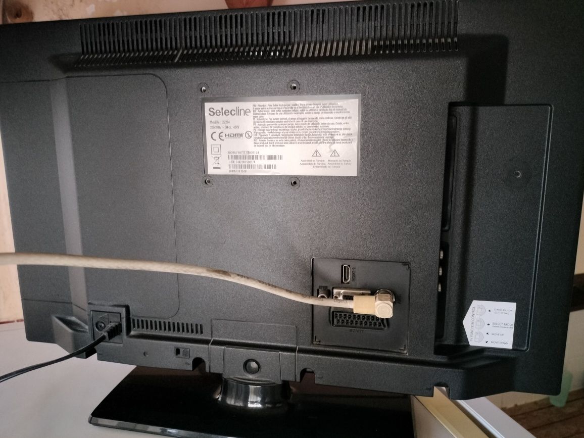 Televisão LCD 27 polegadas
