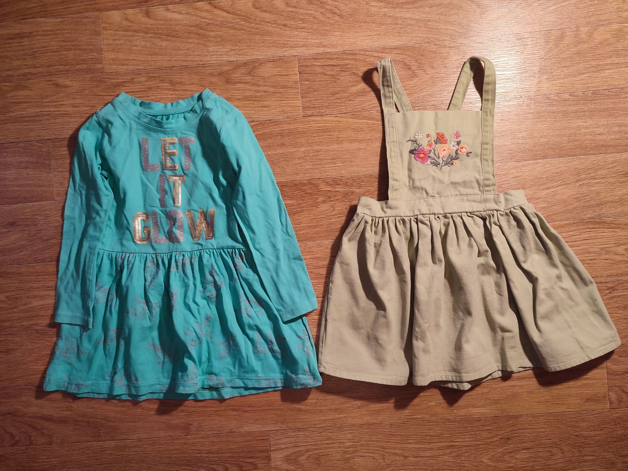 Одяг для дівчинки 98-104 розміру
