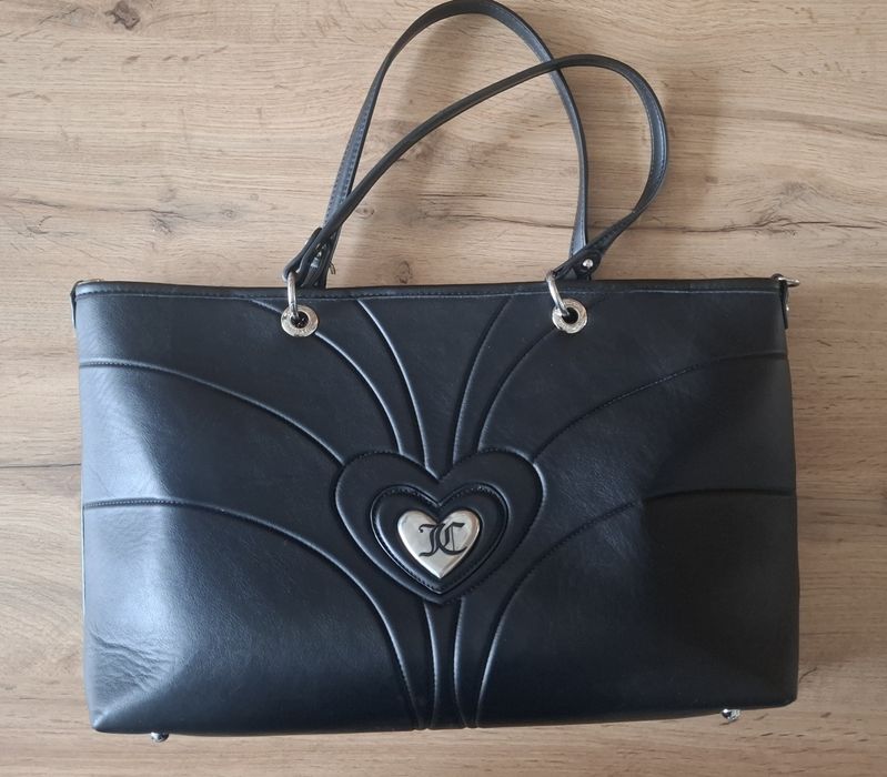 Torebka Juicy Couture Shopper y2k
Torba shopper z ozdobnymi szwami mod