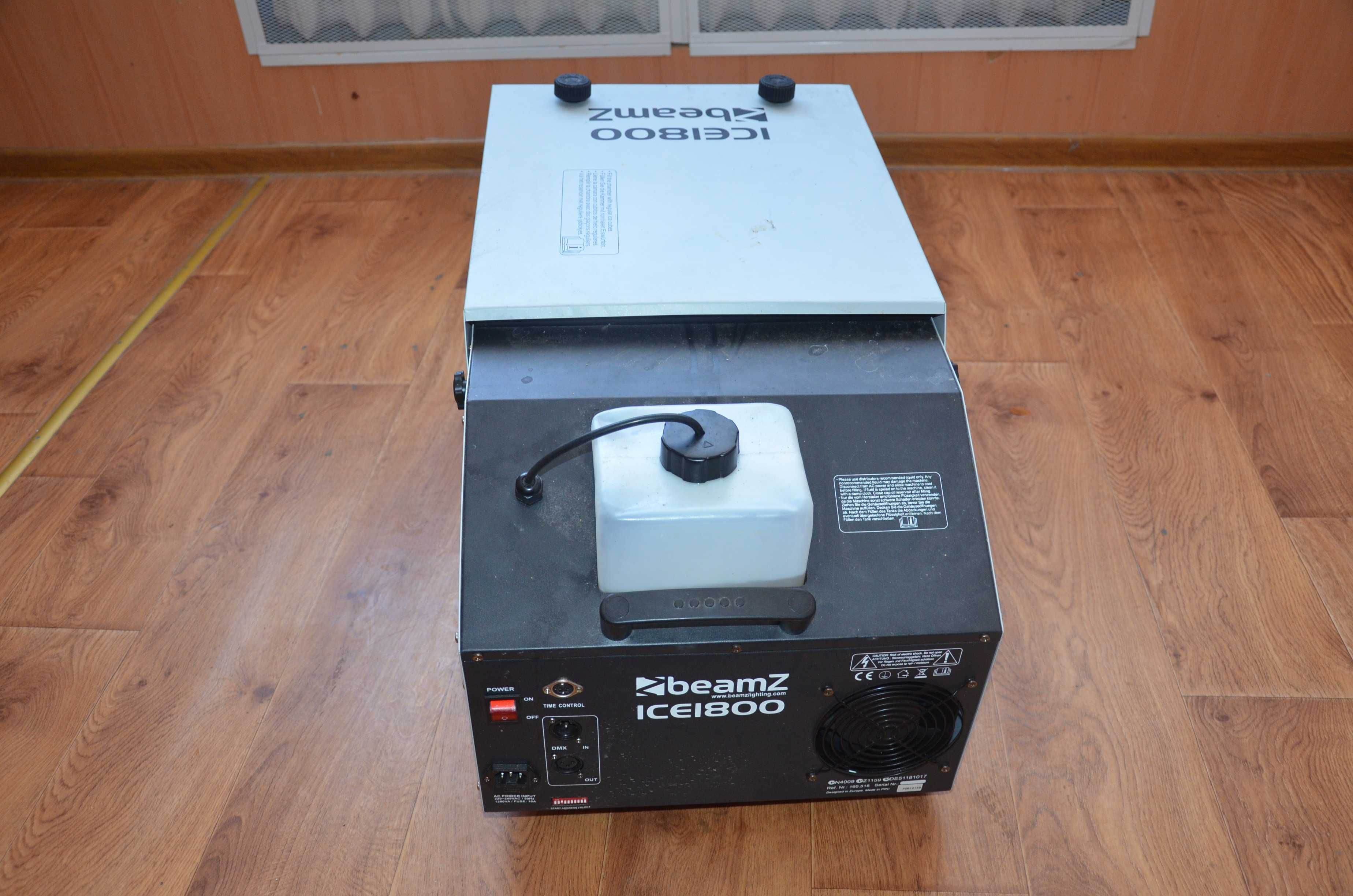 Генератор дима Beamz ice 1800