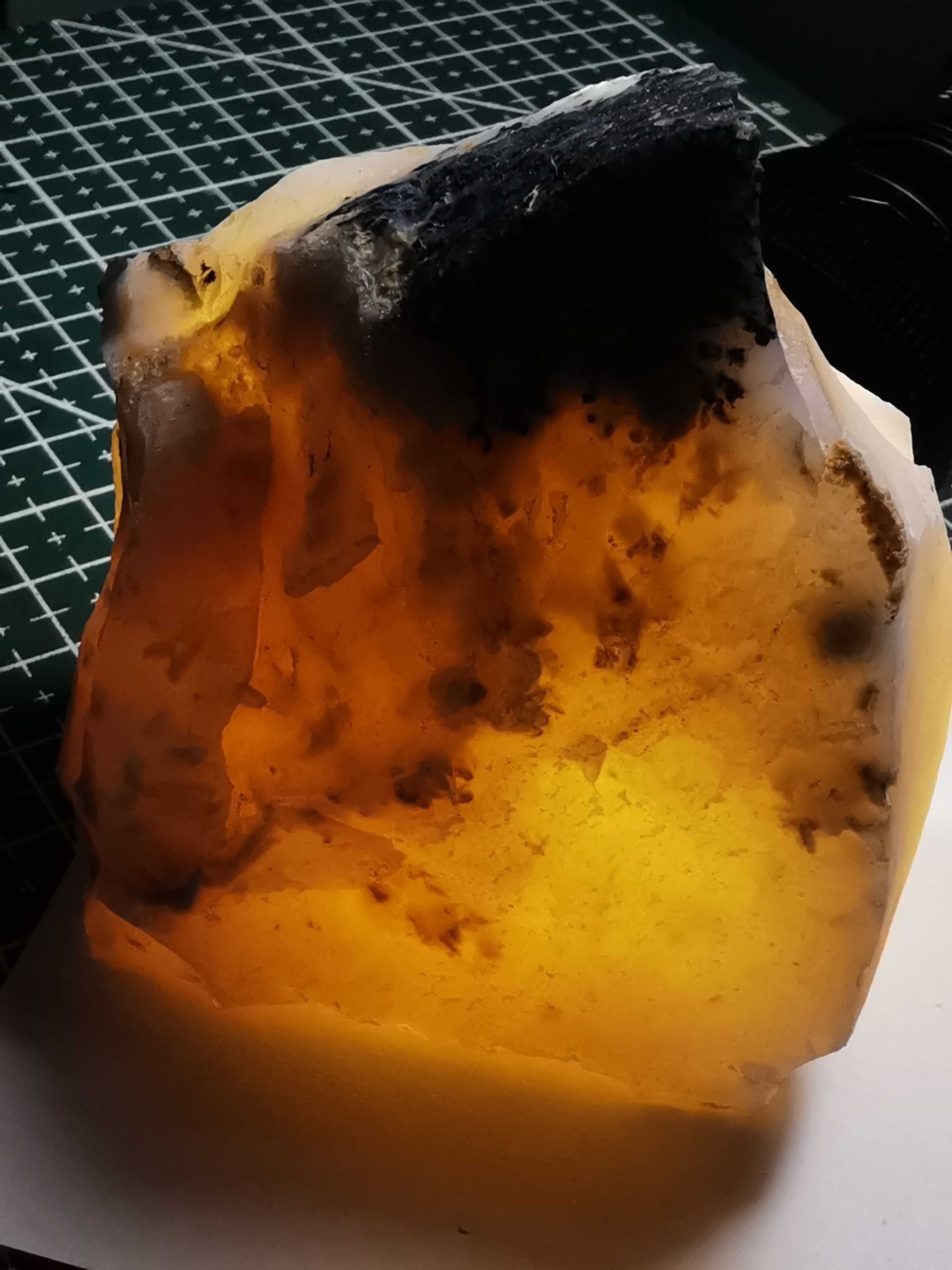 Opal mleczny, opal dendrytowy - surowy, duży