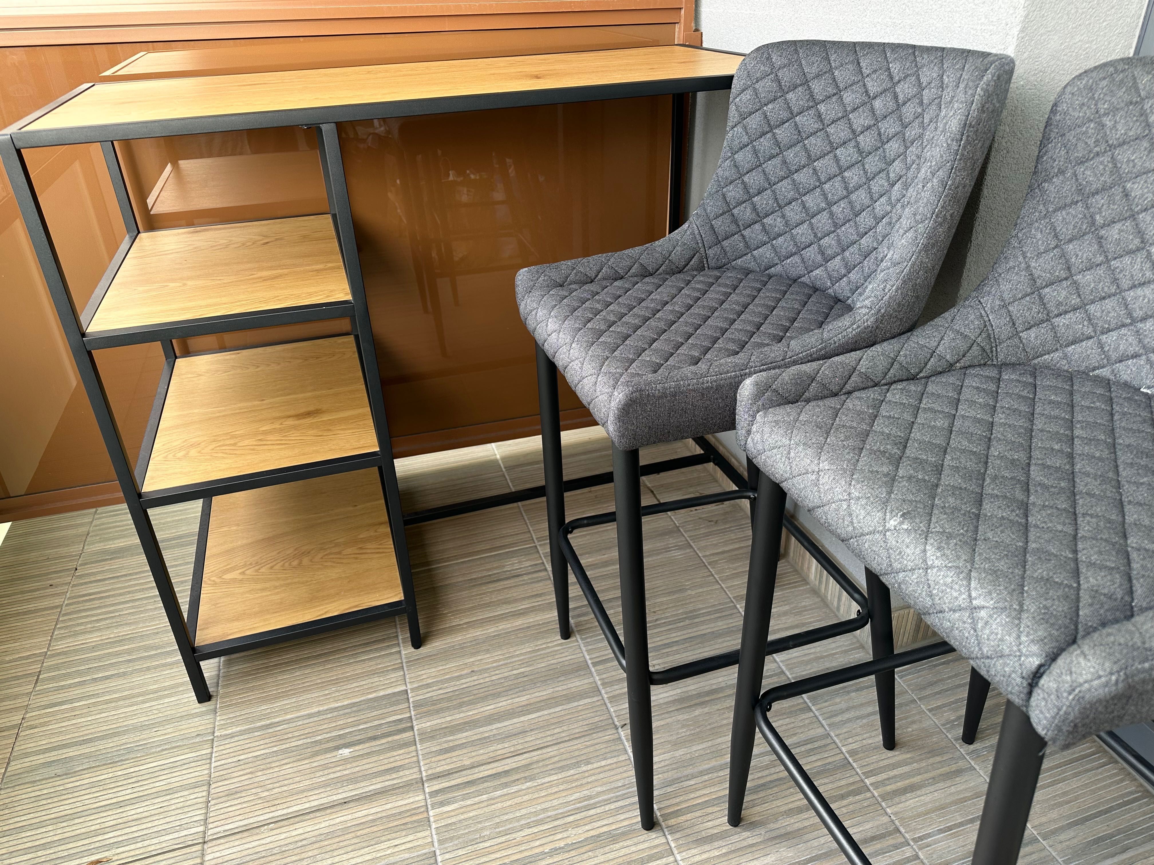 Stół i 2 krzesła kuchenne