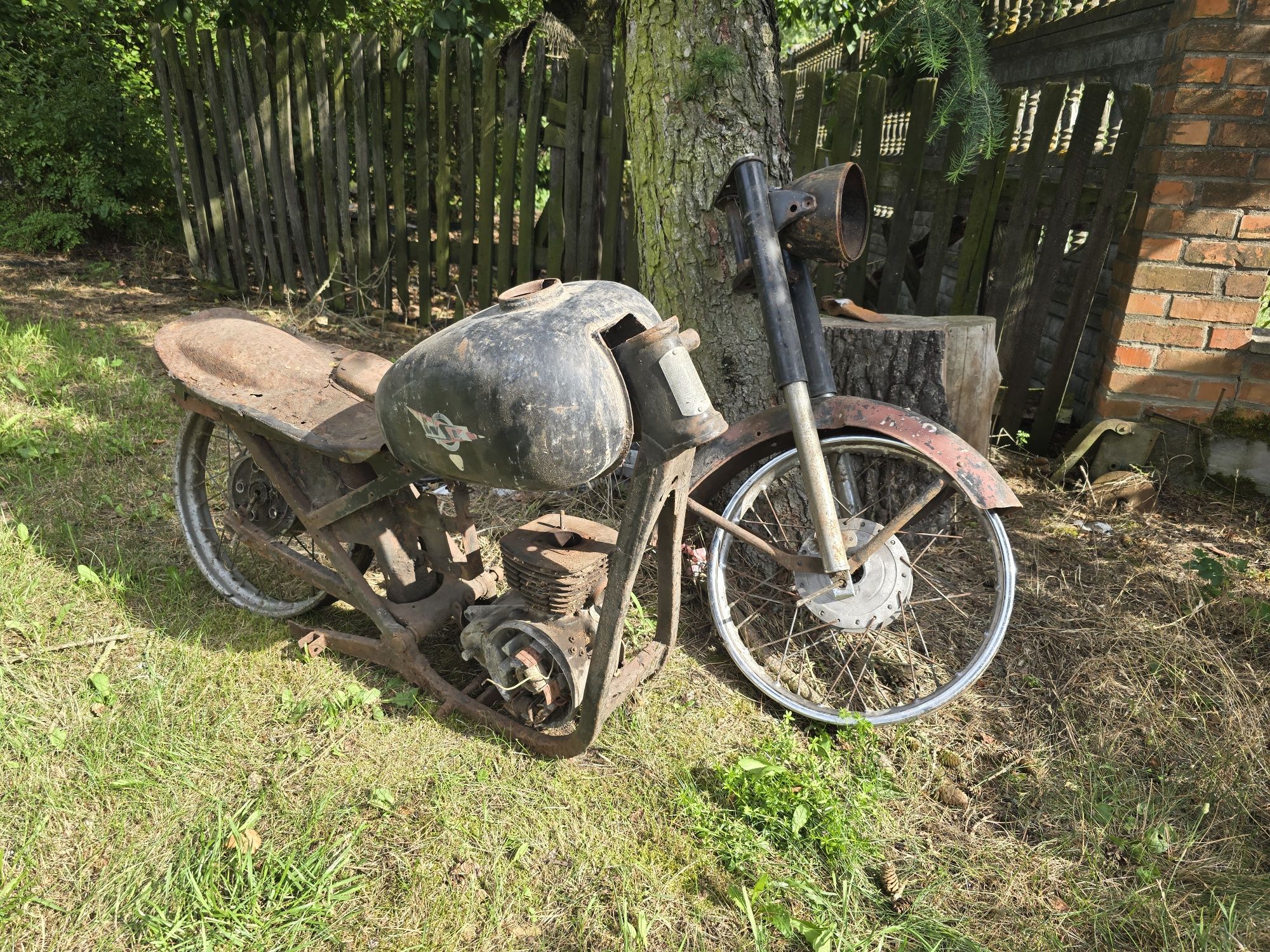 Wsk 125 dwuramowka