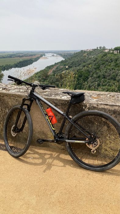 Bicicleta btt nova
