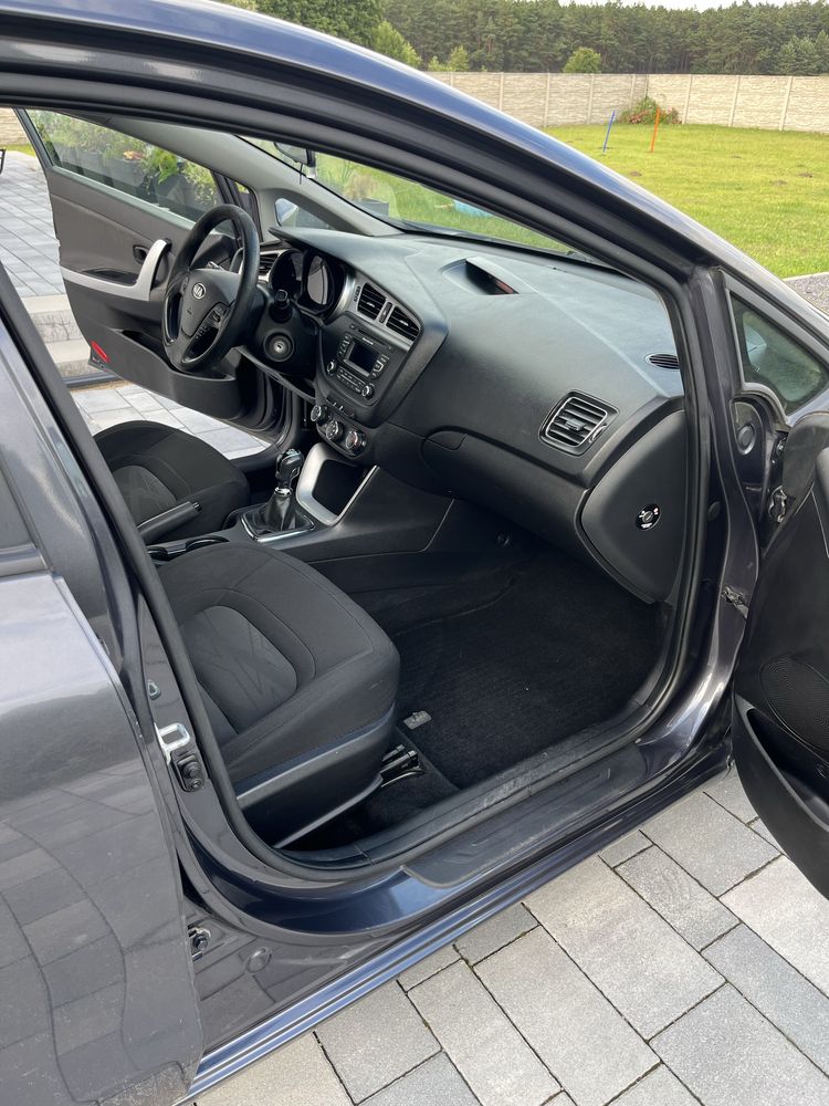 Kia ceed 1.6 crdi 110 KM 2015