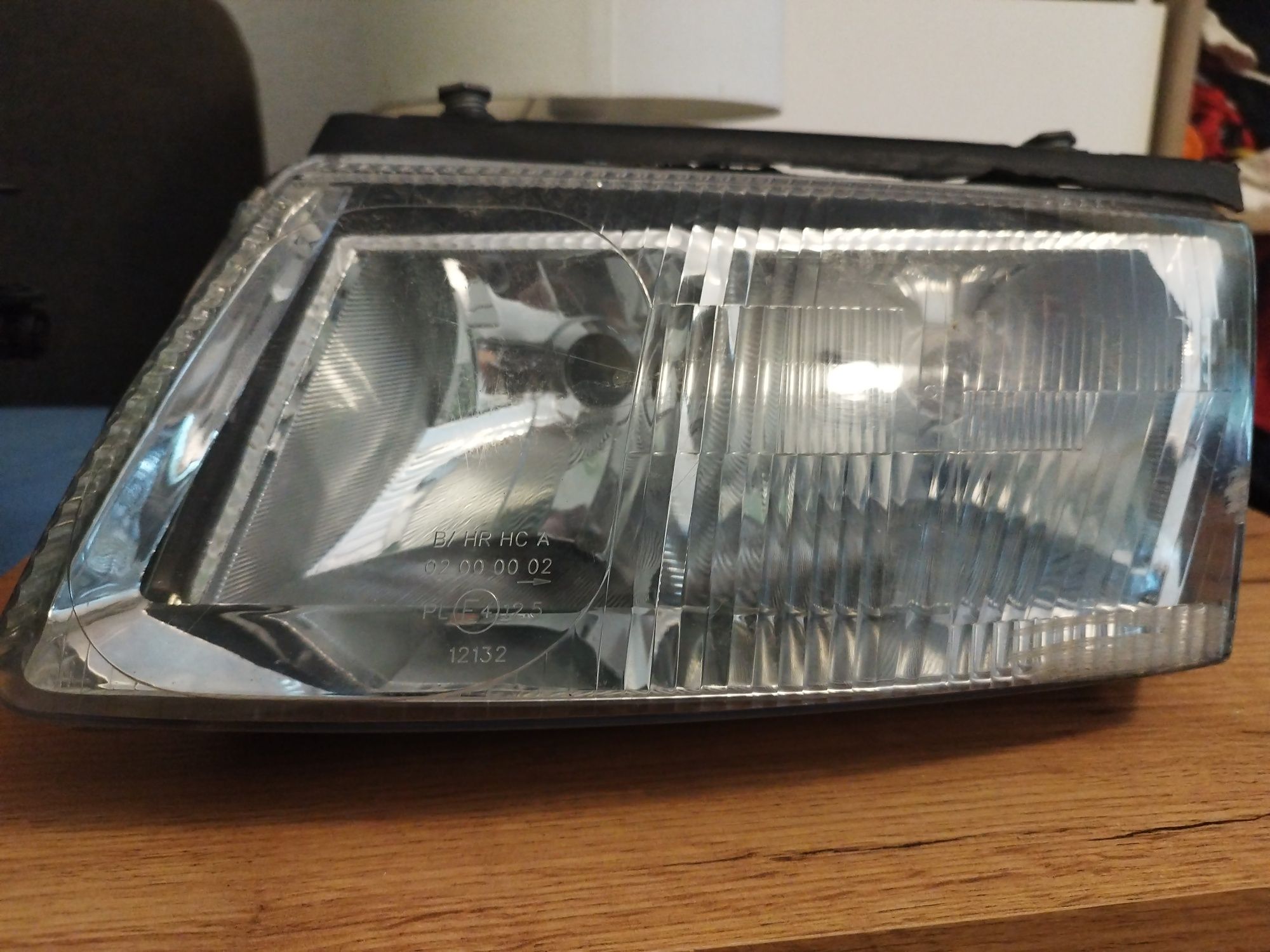 Lampy Passat B5 przedlift