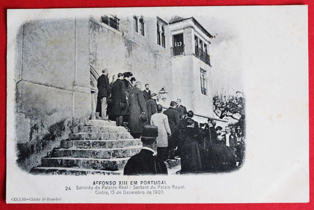 Sintra Rei Afonso XIII sai do Palácio da Vila, 1903 foto Benoliel