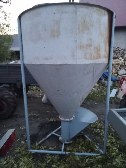 Mieszalnik pasz sypkich