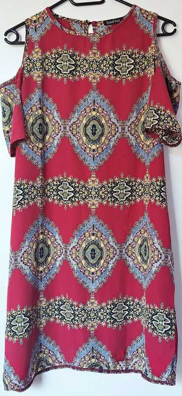 Piękna fuksjowa sukienka boho indyjskie wzory ramiona S M
