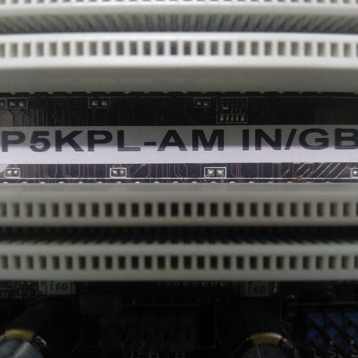 Комплект Xeon® X5450+Asus P5KPL-AM IN/GB+4Gb DDR2