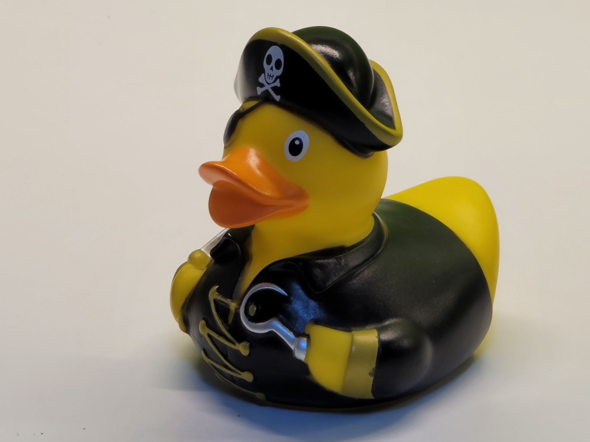 Коллекционная резиновая уточка Funny Ducks Пират L1835 Декор для ванни