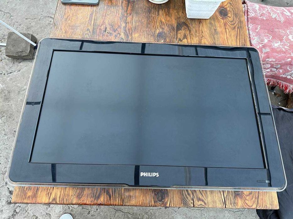 Продам телевизор монитор ПК Philips S Q522.1E LB, Philips 22PFL3403/10