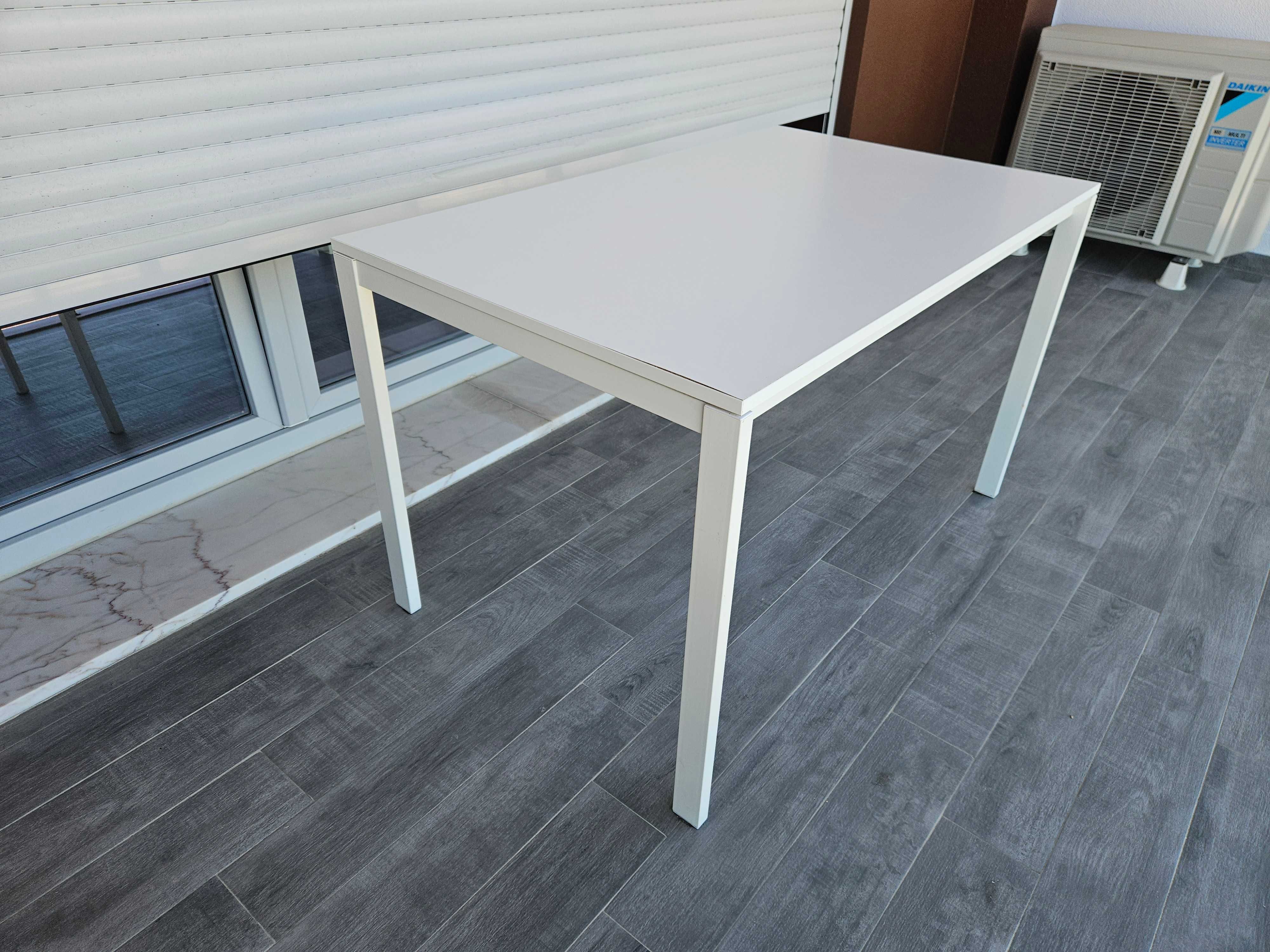 Mesa de cozinha IKEA MELLTORP (125x75)