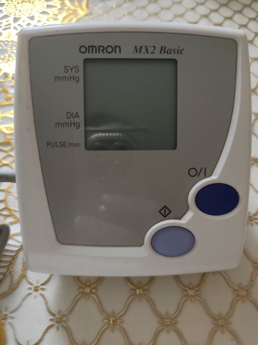 ciśnieniomierz naramienny Omron MX2 Basic.