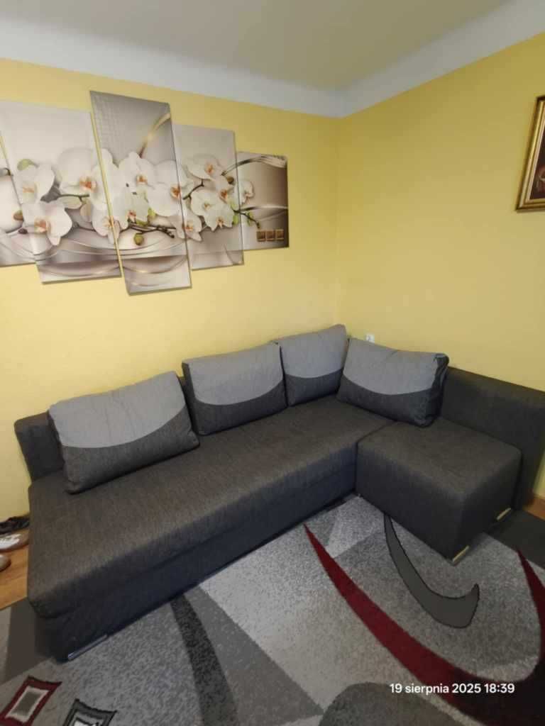 Sofa z funkcją spania .