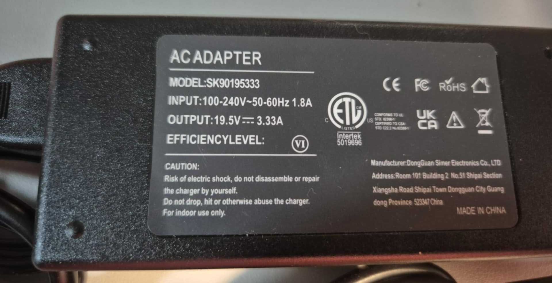 AC adapter Kompatybilne z modelem