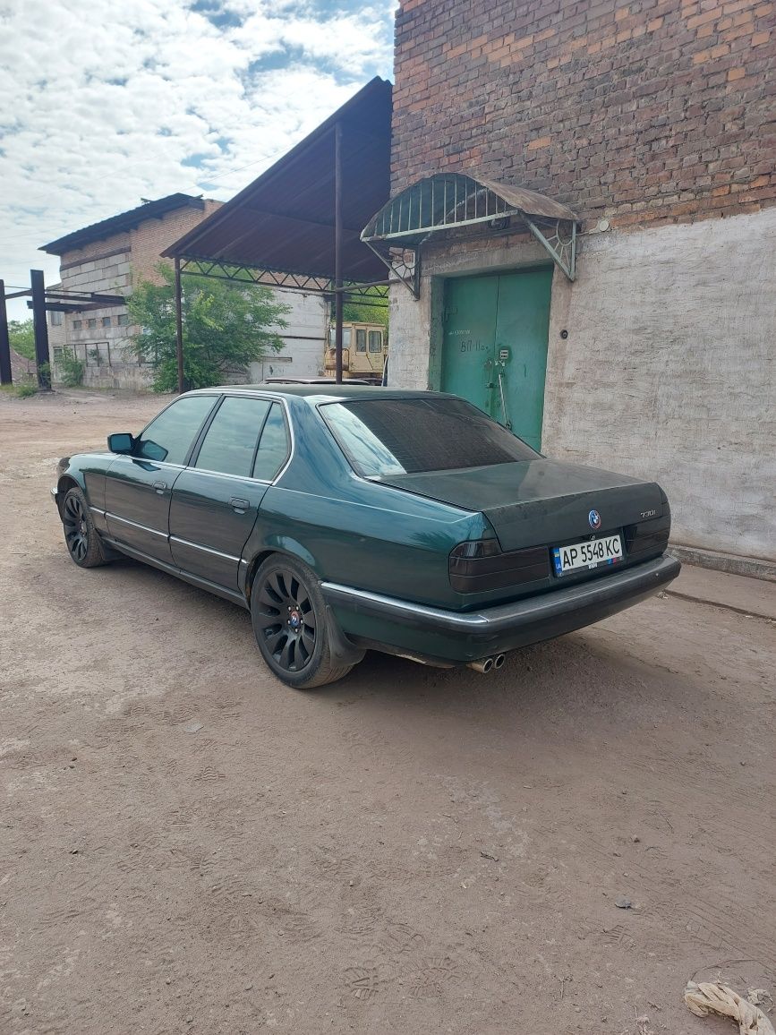Продам беху 7 м 30 в 30і