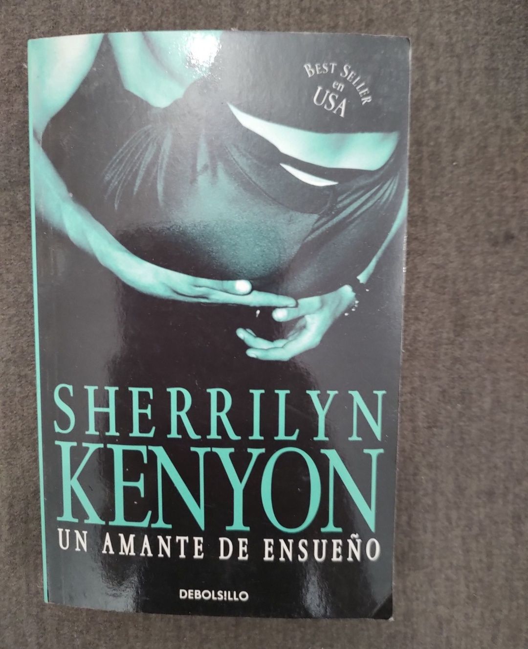 Książka Un amante de ensueño Sherrilyn Kenyon w języku hiszpańskim